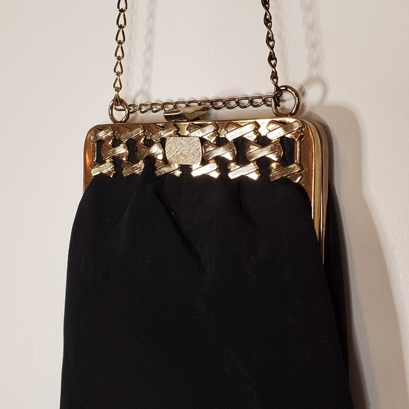 Black Magic Vintage Clasp Purse with Metal Details - Picture 13 of 13